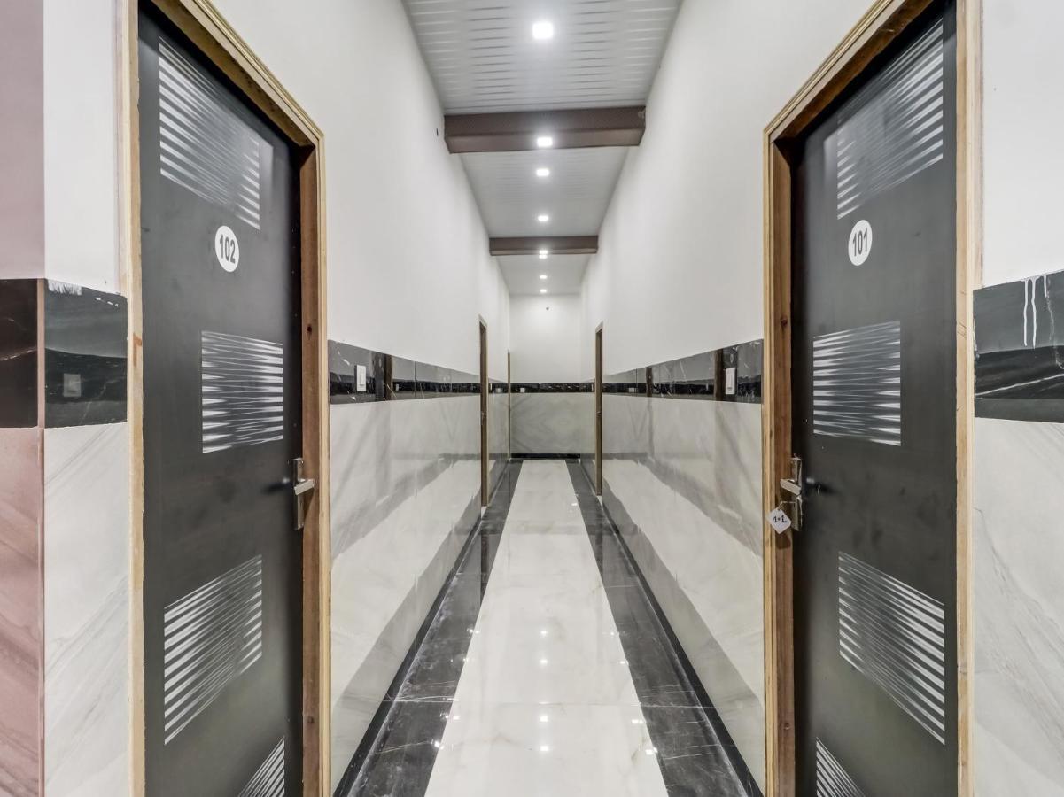 Oyo Flagship 83121 Hotel Rose Vip ساهارانبور المظهر الخارجي الصورة