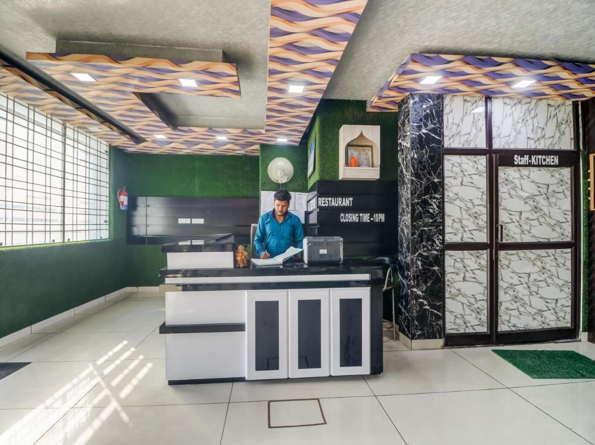 Oyo Flagship 83121 Hotel Rose Vip ساهارانبور المظهر الخارجي الصورة