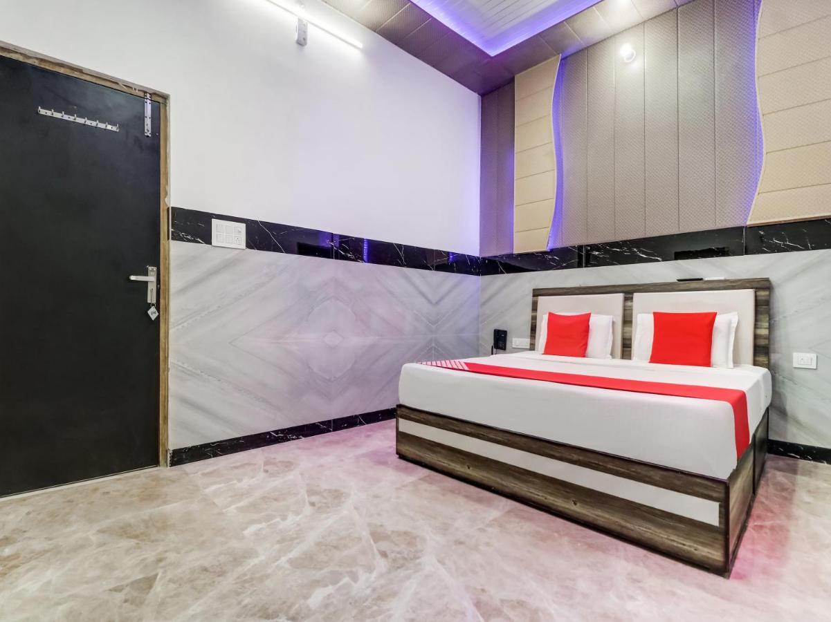 Oyo Flagship 83121 Hotel Rose Vip ساهارانبور المظهر الخارجي الصورة