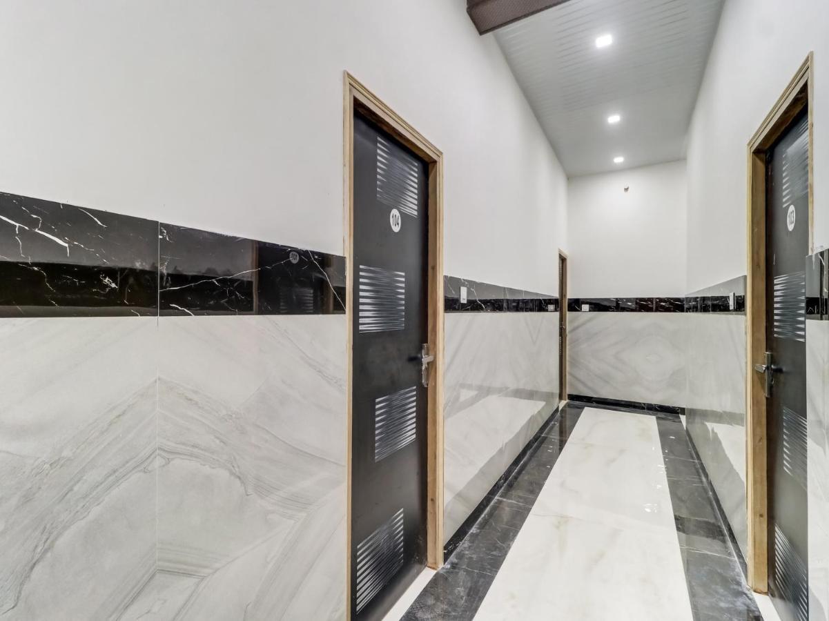 Oyo Flagship 83121 Hotel Rose Vip ساهارانبور المظهر الخارجي الصورة